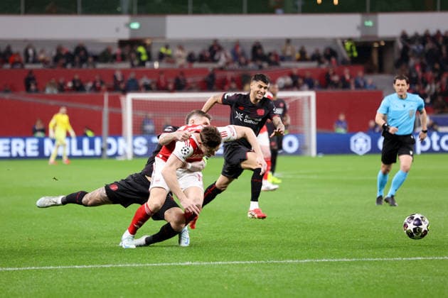 duel between Viktor Gyokeres Arsenal London and Robert Andrich Bayer Leverkusen GER, Bayer Leverkusen vs Arsenal London, Football, Champions League, Round of 16, 2025 2026 season, 11 03 2026 DFL REGULATIONS PROHIBIT ANY USE OF PHOTOGRAPHS AS IMAGE SEQUENCES AND OR QUASI VIDEO GER, Bayer Leverkusen vs Arsenal London, Football, Champions League, Round of 16, 2025 2026 season, 11 03 2026 Leverkusen Copyright: xEibner-Pressefoto FrankxZeisingx EP_FZG