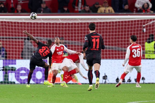 duel between Christian Kofane Bayer Leverkusen and Jurrien Timber Arsenal London GER, Bayer Leverkusen vs Arsenal London, Football, Champions League, Round of 16, 2025 2026 season, 11 03 2026 DFL REGULATES PROHIBIT ANY USE OF PHOTOGRAPHS AS IMAGE SEQUENCES AND OR QUASI VIDEO GER, Bayer Leverkusen vs Arsenal London, Football, Champions League, Round of 16, 2025 2026 season, 11 03 2026 Leverkusen Copyright: xEibner-Pressefoto FrankxZeisingx EP_FZG