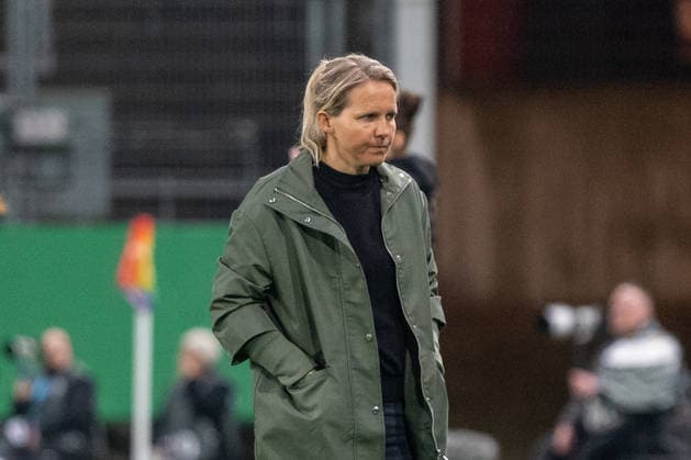 Friederike Kromp SV Werder Bremen, Coach is not satisfied SGS Essen vs SV Werder Bremen, Football, DFB Pokal Women, Quarterfinals, Season 2025 2026, 11 03 2026 DFL DFB Regulations prohibit any use of Photographs as image sequences and or Quasivideo SGS Essen vs SV Werder Bremen, Football, DFB Pokal Women, Quarterfinals, Season 2025 2026, 11 03 2026 Essen Copyright: xEibner-Pressefoto ThomasxHaeslerx EP_THR