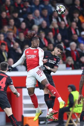 GER, UEFA CL, Round of 16, Bayer 04 Leverkusen GER vs FC Arsenal ENG , 11 03 2026, BayArena, Leverkusen, GER, UEFA CL, Round of 16, Bayer 04 Leverkusen GER vs FC Arsenal ENG , , Header duel between Eberechi Eze FC Arsenal 10 , Martin Terrier Leverkusen 11 , nordphotoxGmbHx xMeuter nph00351