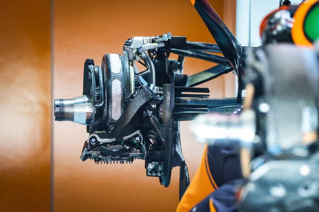 F1 - CHINESE GRAND PRIX 2026 McLaren F1 Team MCL40, mechanical detail of brakes, freins,, brake system, suspension during the Formula 1 Heineken Chinese Grand Prix 2026, 2nd round of the 2026 Formula One World Championship, WM, Weltmeisterschaft from March 13 to 15, 2026 on the Shanghai International Circuit, in Shanghai, China - ShanghaiChina Copyright: xFLORENTxGOODENx