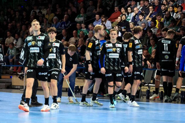 DEU, Machineseeker EHF Champions League, Fuechse Berlin vs HBC Nantes, 12 03 2026, Max Schmeling Halle, Berlin, DEU, Machineseeker EHF Champions League, Fuechse Berlin vs HBC Nantes, in the picture Fuechse players circle, Mathias Gidsel Fuechse Berlin 19 nordphotoxGmbHx xEngler nph00076