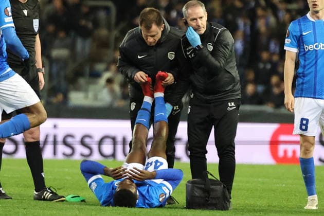 12 03 2026, xrekx, Football UEFA Europa League, KRC Genk SC Freiburg v l Josuà Kongolo KRC Genk injured, injury, pain, pains, injured, injury, pain, pains DFL DFB REGULATIONS PROHIBIT ANY USE OF PHOTOGRAPHS as IMAGE SEQUENCES and or QUASI VIDEO Genk