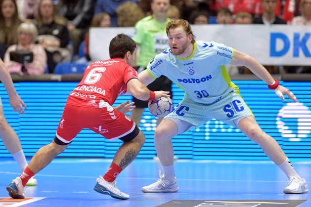 Erik Balenciaga MT Melsungen 6 amBall , Tom Kiesler VfL Gummersbach 30 , GER, MT Melsungen VfL Gummersbach, Handball, 1 Bundesliga, 25 Matchday, Season 2025 2026, 13 03 2026, GER, MT Melsungen VfL Gummersbach, Handball, 1 Bundesliga, 25 Matchday, Season 2025 2026, 13 03 2026 Kassel Copyright: xEibner-Pressefotox xRolandxSippex EP_RSL
