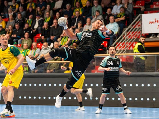 Ruben Sousa HC Oppenweiler Backnang, 22 on goal throw VfL Eintracht Hagen vs HC Oppenweiler Backnang , Handball, 2 Bundesliga, Matchday 24, Season 2025 2026, 13 03 2026 VfL Eintracht Hagen vs HC Oppenweiler Backnang , Handball, 2 Bundesliga, Matchday 24, Season 2025 2026, 13 03 2026 Hagen Copyright: xEibner-Pressefoto DamianxKruczynx EP_DKI