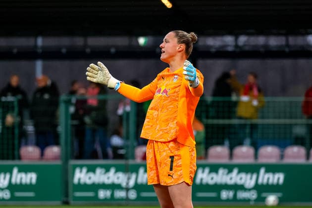 Elvira Herzog RB Leipzig Frauen, 01 ist enttäuscht, enttaeuscht, niedergeschlagen, disappointed nach dem Gegentor zum 2 2, RB Leipzig Frauen vs 1 FC Union Berlin Frauen, Fussball, Google Pixel Frauen Bundesliga, 20 Spieltag, Saison 2025 2026, 14 03 2026 ,¨ DFL REGULATIONS PROHIBIT ANY USE OF PHOTOGRAPHS AS IMAGE SEQUENCES AND OR QUASI VIDEO,¨ RB Leipzig Frauen vs 1 FC Union Berlin Frauen, Fußball, Google Pixel Frauen Bundesliga, 20 Spieltag, Saison 2025 2026, 14 03 2026 Leipzig Copyright: xEibner-Pressefoto LauraxRoemerx EP_LRR