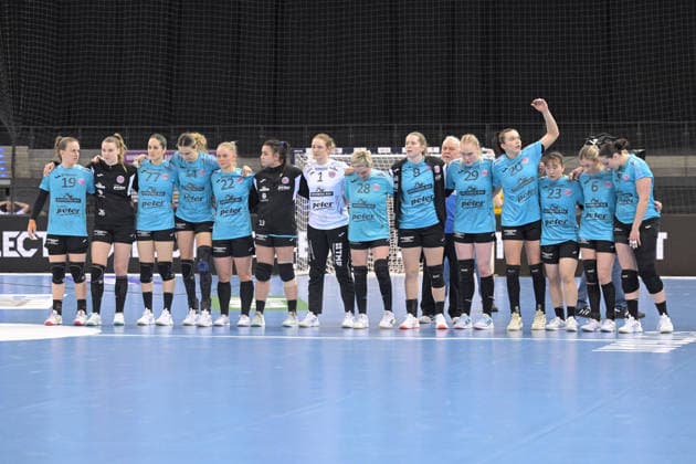 the players of Thueringer HC are ready to throw 7 meters Thueringer HC vs HSG Bensheim Auerbach, Handball, Women, DHB Pokal Haushahn Final 4, Semifinal, Season 2025 2026, 14 03 2026 Thueringer HC vs HSG Bensheim Auerbach, Handball, Women, DHB Pokal Haushahn Final 4, Semifinal, Season 2025 2026, 14 03 2026 Stuttgart Copyright: xEibner-Pressefoto TobiasxBaurx EP_TBR