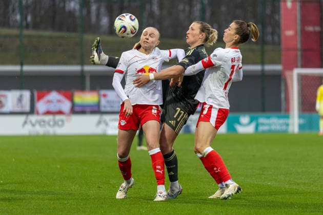 Germany, Google Pixel Womens Bundesliga, Season 2025 2026, Matchday 20, Training Center Cottaweg, RB Leipzig vs 1 FC Union Berlin, Joly Lou Ann RB Leipzig, 6 , Starke Sandra RB Leipzig, 13 in duel against Orschmann Dina 1 FC Union Berlin, 11 Copyright: xMichellexLukax