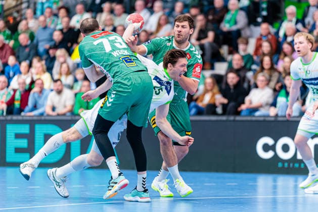 f l Alexander Weck GWD Minden, 73 , Justin Mueller HSG Wetzlar, 25 , Malte Donker GWD Minden, 39 GER, GWD Minden vs HSG Wetzlar, Handball, 1 Bundesliga, 25 Matchday, Season 2025 2026, 14 03 2026 GER, GWD Minden vs HSG Wetzlar, Handball, 1 Bundesliga, 25 Matchday, Season 2025 2026, 14 03 2026 Minden Copyright: xEibner-Pressefoto JanxRollingerx EP_JSK