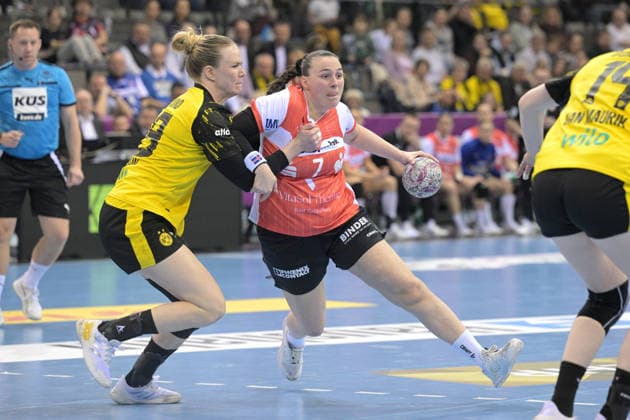 Diana Doegg Magnusdottir HSG Blomberg Lippe, 07 in duel with Emma Olsson BVB Borussia Dortmund Handball, 29 BVB Borussia Dortmund Handball vs HSG Blomberg Lippe, Handball, Women, DHB Pokal Haushahn Final 4, Semi-final, Season 2025 2026, 14 03 2026 BVB Borussia Dortmund Handball vs HSG Blomberg Lippe, Handball, Women, DHB Pokal Haushahn Final 4, Semi-final, Season 2025 2026, 14 03 2026 Stuttgart Copyright: xEibner-Pressefoto TobiasxBaurx EP_TBR