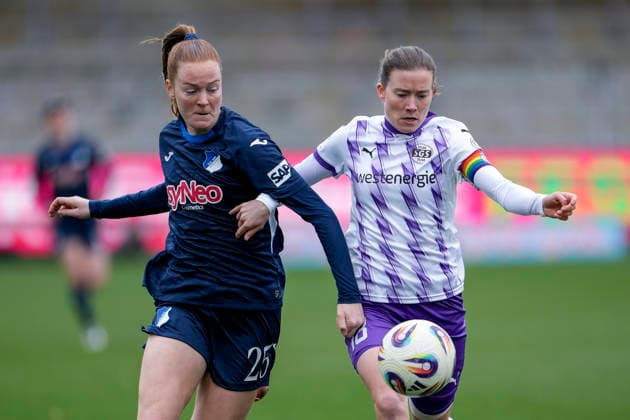 v li Nikee van Dijk TSG, 25 , Lena Ostermeier SGS, 18 , duel, duel, tackle, tackling, dynamics, action, action, 15 03 2026, Sinsheim Hoffenheim Germany , Football, Google Pixel Women Bundesliga, TSG 1899 Hoffenheim SGS Essen, DFB DFL REGULATIONS PROHIBIT ANY USE OF PHOTOGRAPHS AS IMAGE SEQUENCES AND OR QUASI VIDEO xozx