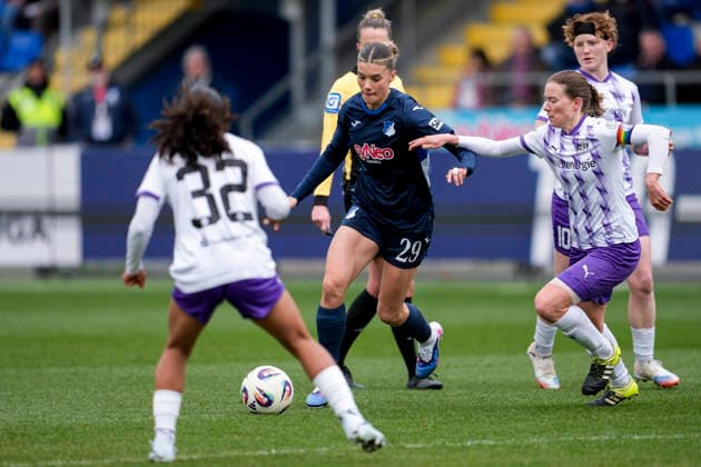 v li Ella Touon SGS, 32 , Selina Cerci TSG, 29 , Lena Ostermeier SGS, 18 , duel, duel scene, duel, tackle, tackling, dynamics, action, action, 15 03 2026, Sinsheim Hoffenheim Germany , Football, Google Pixel Women Bundesliga, TSG 1899 Hoffenheim SGS Essen, DFB DFL REGULATIONS PROHIBIT ANY USE OF PHOTOGRAPHS AS IMAGE SEQUENCES AND OR QUASI VIDEO xozx