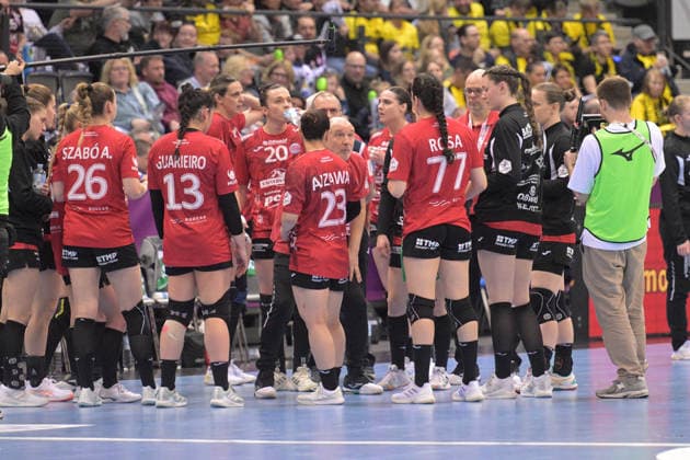 Time Out Thueringer HC Thueringer HC vs HSG Blomberg Lippe, Handball, Women, DHB Cup Haushahn Final 4, Final, Season 2025 2026, 15 03 2026 Thueringer HC vs HSG Blomberg Lippe, Handball, Women, DHB Cup Haushahn Final 4, Final, Season 2025 2026, 15 03 2026 Stuttgart Copyright: xEibner-Pressefoto TobiasxBaurx EP_TBR