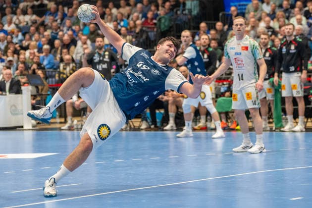 Aron Seesing Bergischer HC 06, 49 kommt zum Wurf Bergischer HC 06 vs SC Magdeburg, Handball, DAIKIN Handballbundesliga, 25 Spieltag, Saison 2025 2026, 15 03 2026 Bergischer HC 06 vs SC Magdeburg, Handball, DAIKIN Handballbundesliga, 25 Spieltag, Saison 2025 2026, 15 03 2026 Duesseldorf Copyright: xEibner-Pressefoto ThomasxHaeslerx EP_THR