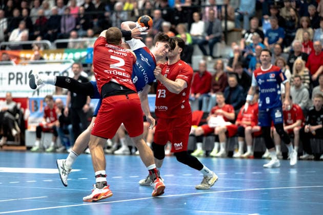 Magnus Grupe HBW Balingen Weilstetten, 08 vs Frederic Stuber, Eulen Ludwigshafen, 02 HBW Balingen Weilstetten vs Eulen Ludwigshafen, Handball, 2 Bundesliga, 24 Matchday, Season 2025 2026, 15 03 2026 Eibner Pressefoto Andreas Ulmer HBW Balingen Weilstetten vs Eulen Ludwigshafen, Handball, 2 Bundesliga, 24 Matchday, Season 2025 2026, 15 03 2026 Balingen Copyright: xEibner-Pressefoto AndreasxUlmerx EP_AUR
