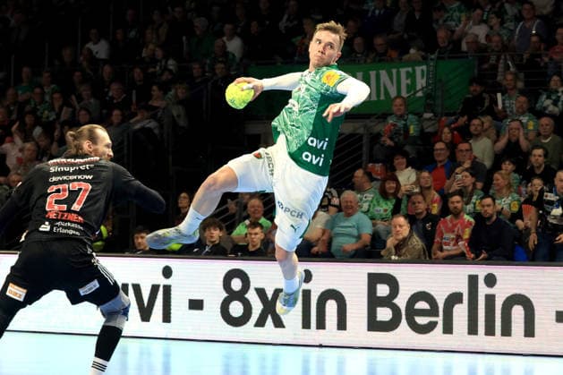 DEU, DHB, 1 HBL, Fuechse Berlin vs Erlangen, 15 03 2026, Max Schmeling Halle, Berlin, DEU, DHB, 1 HBL, Fuechse Berlin vs Erlangen, in the picture Lasse Andersson Fuechse Berlin 11 , Antonio Metzner Erlangen 27 nordphotoxGmbHx xEngler nph00076