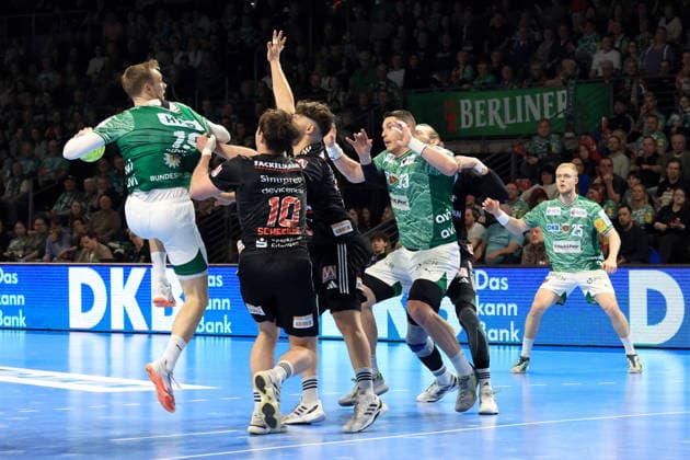 DEU, DHB, 1 HBL, Fuechse Berlin vs Erlangen, 15 03 2026, Max Schmeling Halle, Berlin, DEU, DHB, 1 HBL, Fuechse Berlin vs Erlangen, in the picture Mathias Gidsel Fuechse Berlin 19 , Mijajlo Marsenic Fuechse Berlin 93 , Florian Scheerer Erlangen 10 , Tobias Buck Erlangen 39 nordphotoxGmbHx xEngler nph00076