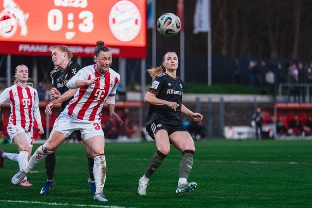 Marina Hegering 1 FC Koeln, 33 clears by head in front of Glodis Perla Viggosdottir FC Bayern Muenchen, 04 1 FC Köln vs FC Bayern München, Football, Google Pixel Womens Bundesliga, Matchday 20, Season 2025 26, 15 03 2026, 1 FC Köln vs FC Bayern München, Football, Google Pixel Womens Bundesliga, Matchday 20, Season 2025 26, 13 03 2026 Köln Copyright: xEibner-Pressefoto LukasxBaldygax EP_LBA