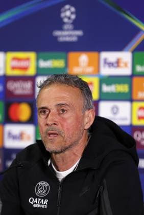 . - Paris Saint-Germain FC press conference, PK, Pressekonferenz and Training Session, MD-1, UEFA Champions League, Round Of 16, 2nd Leg, Chelsea FC v Paris Saint-Germain FC, Stamford Bridge Stadium, London, UK - 16th March 2026. Daniel Weir Crystal Pix Luis Enrique Manager of Paris Saint-Germain speaking to the media during the press conference for Paris Saint-Germain FC on MD-1 ahead of the UEFA Champions League match in the Round of 16 2nd Leg match between Chelsea FC v Paris Saint-Germain FC at Stamford Bridge Stadium, London, UK. - Paris Saint-Germain FC Press Conference and Training Session, MD-1, UEFA Champions League, Round Of 16, 2nd Leg, Chelsea FC v Paris Saint-Germain FC, Stamford Bridge Stadium, London, UK - 16th March 2026. Daniel Weir Crystal Pix London Stamford Bridge Stadium UK Copyright: xDanielxWeirx CP_PSG_Press Conference_Training_160326_DW21