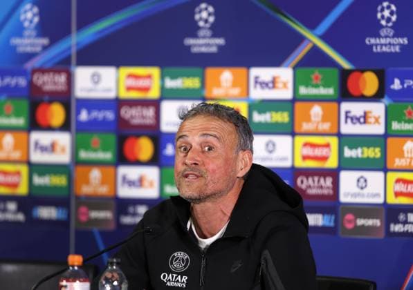 . - Paris Saint-Germain FC press conference, PK, Pressekonferenz and Training Session, MD-1, UEFA Champions League, Round Of 16, 2nd Leg, Chelsea FC v Paris Saint-Germain FC, Stamford Bridge Stadium, London, UK - 16th March 2026. Daniel Weir Crystal Pix Luis Enrique Manager of Paris Saint-Germain speaking to the media during the press conference for Paris Saint-Germain FC on MD-1 ahead of the UEFA Champions League match in the Round of 16 2nd Leg match between Chelsea FC v Paris Saint-Germain FC at Stamford Bridge Stadium, London, UK. - Paris Saint-Germain FC Press Conference and Training Session, MD-1, UEFA Champions League, Round Of 16, 2nd Leg, Chelsea FC v Paris Saint-Germain FC, Stamford Bridge Stadium, London, UK - 16th March 2026. Daniel Weir Crystal Pix London Stamford Bridge Stadium UK Copyright: xDanielxWeirx CP_PSG_Press Conference_Training_160326_DW34