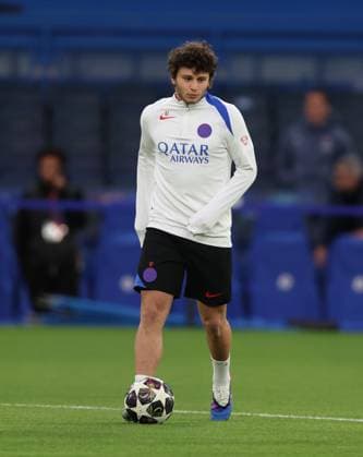 . - Paris Saint-Germain FC press conference, PK, Pressekonferenz and Training Session, MD-1, UEFA Champions League, Round Of 16, 2nd Leg, Chelsea FC v Paris Saint-Germain FC, Stamford Bridge Stadium, London, UK - 16th March 2026. Daniel Weir Crystal Pix Joao Neves of Paris Saint-Germain. - Paris Saint-Germain FC Press Conference and Training Session, MD-1, UEFA Champions League, Round Of 16, 2nd Leg, Chelsea FC v Paris Saint-Germain FC, Stamford Bridge Stadium, London, UK - 16th March 2026. Daniel Weir Crystal Pix London Stamford Bridge Stadium UK Copyright: xDanielxWeirx CP_PSG_Press Conference_Training_160326_DW46