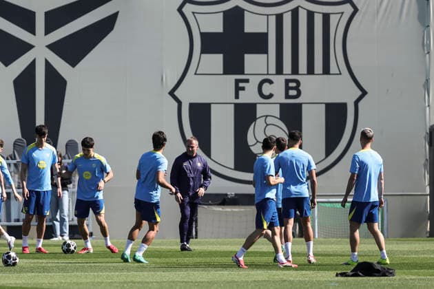 March 17, 2026, Sant Joan Despi, Barcelona, SPAIN: Hansi Flick, head coach during the training day of FC Barcelona, Barca ahead UEFA Champions League 2025 26, football match against Newcastle United at Ciutat Esportiva Joan Gamper on March 17, 2026 in Sant Joan Despi, Barcelona, Spain. Sant Joan Despi SPAIN - ZUMAa181 20260317_zaa_a181_012 Copyright: xJavierxBorregox