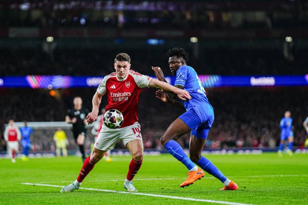 Viktor Gyökeres FC Arsenal, 14 , Edmond Tapsoba Bayer 04 Leverkusen, 12 ENG, FC Arsenal vs Bayer 04 Leverkusen, Football, UEFA Champions League, Round of 16, 2025 2026 season, 17 03 2026 ENG, FC Arsenal vs Bayer 04 Leverkusen, Football, UEFA Champions League, Round of 16, 2025 2026 season, 17 03 2026 London Copyright: xEibner-Pressefoto MarcelxvonxFehrnx EP_MFN