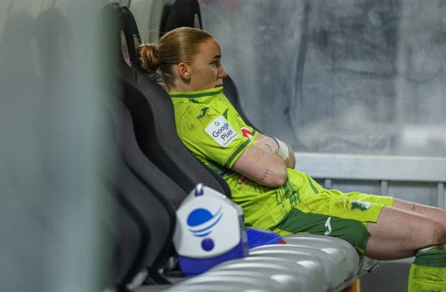 GER, Frankfurt, Eintracht Frankfurt vs TSG Hoffenheim, Google Pixel Bundesliga, Football, DFB, Season 2025 2026, Stadion am Brentanobad, 15 Matchday in picture Laura Dick TSG Hoffenheim Women 1 , Disappointment and frustration after the defeat against Eintracht Frankfurt, Emotions DFB DFL REGULATIONS PROHIBIT ANY USE OF PHOTOGRAPHS AS IMAGE SEQUENCES AND OR QUASI VIDEO, 18 03 2026 Copyright: HMBxMedia HendrikxHamelau