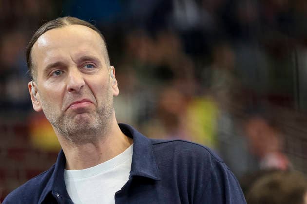 Expert Silvio Heinevetter ThSV Eisenach looks disappointed, Handball International Friendly, Germany v Egypt, Westfalenhalle, March 19, 2026 in Dortmund, Germany Photo by Marco Steinbrenner DeFodi Images Expert Silvio Heinevetter ThSV Eisenach looks disappointed, Handball International Friendly, Germany v Egypt, Westfalenhalle, March 19, 2026 in Dortmund, Germany Photo by Marco Steinbrenner DeFodi Images
