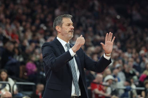 Jurica Golemac Dubai Basketball, Head Coach gestures, GER, FC Bayern Basketball vs Dubai Basketball, Basketball, Euroleague, Matchday 32, Season 2025 2026, 19 03 2026, GER, FC Bayern Basketball vs Dubai Basketball, Basketball, Euroleague, Matchday 32, Season 2025 2026, 19 03 2026 Munich Copyright: xEibner-Pressefoto JennixMaulx EP_JML