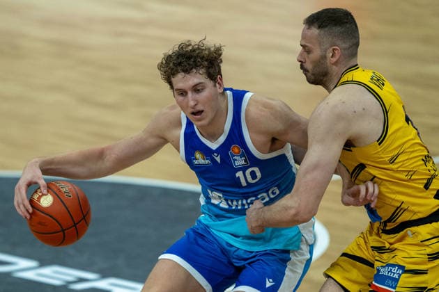 Jacob Holt Frankfurt Skyliners, 10 , Jonas Wohlfarth Bottermann MHP RIESEN Ludwigsburg, 18 , GER, MHP Riesen vs Skyliners Frankfurt, Basketball Bundesliga, easycredit BBL, 25 Matchday, Season 2025 2026, 20 03 2026, GER, MHP Riesen vs Skyliners Frankfurt, Basketball Bundesliga, easycredit BBL, 25 Matchday, Season 2025 2026, 20 03 2026 Ludwigsburg Copyright: xEibner-Pressefoto SaschaxWaltherx EP_EER