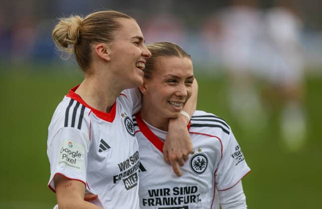 GER, Frankfurt, Eintracht Frankfurt vs Hamburger SV, Google Pixel Bundesliga, Football, DFB, Season 2025 2026, Stadion am Brentanobad, 21 Matchday in picture Elisa Senß Eintracht Frankfurt Women 6 scores the 3 1 by penalty kick, Goal, Cheering and joy, Emotions with Laura Freigang Eintracht Frankfurt Women 10 DFB DFL REGULATIONS PROHIBIT ANY USE OF PHOTOGRAPHS AS IMAGE SEQUENCES AND OR QUASI VIDEO, 21 03 2026 Copyright: HMBxMedia HendrikxHamelau