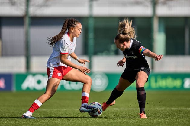 22 03 2026, GER, Womens Soccer, BL, 2025 2026, RB Leipzig SC Freiburg Lisa Baum 11, RB Leipzig, left , Lisa Karl 2, SC Freiburg , action, with ball, free position, duel Leipzig training center of the Red Bull Saxony Germany