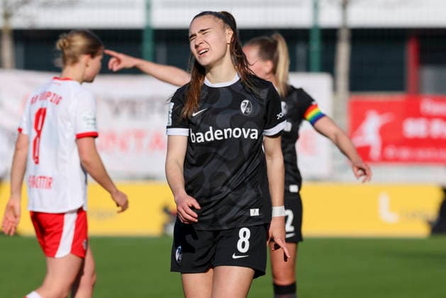 Alena Bienz SC Freiburg looks disappointed, Google Pixel Womens Bundesliga, RB Leipzig v SC Freiburg, RB Training Center, March 22, 2026 in Leipzig, Germany Photo by Marco Steinbrenner DeFodi Images Alena Bienz SC Freiburg looks dejected, Google Pixel Womens Bundesliga, RB Leipzig v SC Freiburg, RB Training Center, March 22, 2026 in Leipzig, Germany Photo by Marco Steinbrenner DeFodi Images DFB DFL REGULATIONS PROHIBIT ANY USE OF PHOTOGRAPHS AS IMAGE SEQUENCES AND OR QUASI VIDEO