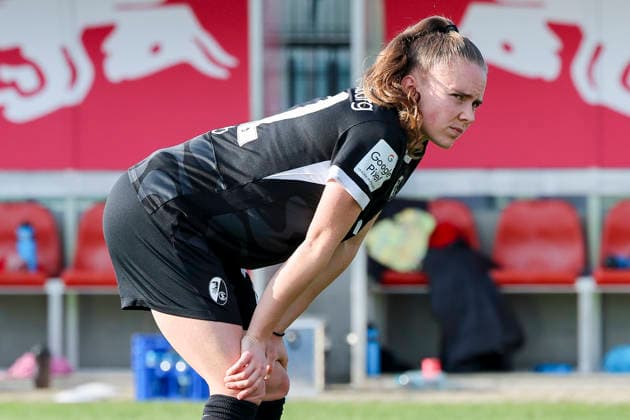 Lisa Kolb SC Freiburg looks disappointed, Google Pixel Womens Bundesliga, RB Leipzig v SC Freiburg, RB Training Center, March 22, 2026 in Leipzig, Germany Photo by Marco Steinbrenner DeFodi Images Lisa Kolb SC Freiburg looks dejected, Google Pixel Womens Bundesliga, RB Leipzig v SC Freiburg, RB Training Center, March 22, 2026 in Leipzig, Germany Photo by Marco Steinbrenner DeFodi Images DFB DFL REGULATIONS PROHIBIT ANY USE OF PHOTOGRAPHS AS IMAGE SEQUENCES AND OR QUASI VIDEO