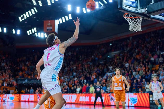Michael Kessens Telecom Baskets Bonn, 06 GER, ratiopharm ulm vs Telekom Baskets Bonn, Basketball, 25 Matchday, EasyCredit BBL, Season 2025 2026, 23 03 2026 GER, ratiopharm ulm vs Telekom Baskets Bonn, Basketball, 25 Matchday, EasyCredit BBL, Season 2025 2026, 23 03 2026 New Ulm Copyright: xEibner-Pressefoto GeraldxOelze-dexStoppanyx EP_ODS