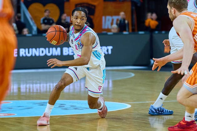Jalen Finch Telecom Baskets Bonn, 00 GER, ratiopharm ulm vs Telekom Baskets Bonn, Basketball, 25 Matchday, EasyCredit BBL, Season 2025 2026, 23 03 2026 GER, ratiopharm ulm vs Telekom Baskets Bonn, Basketball, 25 Matchday, EasyCredit BBL, Season 2025 2026, 23 03 2026 Neu Ulm Copyright: xEibner-Pressefoto GeraldxOelze-dexStoppanyx EP_ODS