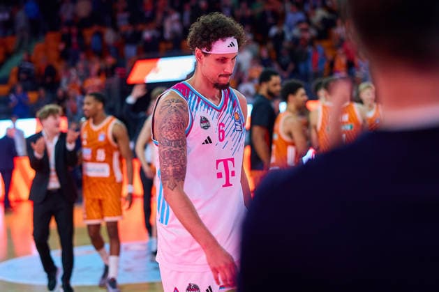 Michael Kessens Telecom Baskets Bonn, 06 disappointed, Disappointment after defeat GER, ratiopharm ulm vs Telekom Baskets Bonn, Basketball, 25 Matchday, EasyCredit BBL, Season 2025 2026, 23 03 2026 GER, ratiopharm ulm vs Telekom Baskets Bonn, Basketball, 25 Matchday, EasyCredit BBL, Season 2025 2026, 23 03 2026 New Ulm Copyright: xEibner-Pressefoto GeraldxOelze-dexStoppanyx EP_ODS