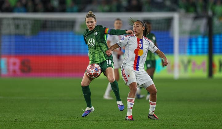 GER, Wolfsburg, VfL Wolfsburg vs Olympique Lyon, WomenÂs Champions League, Football, UEFA, Season 2025 2026, AOK Arena, Quarter-final, First leg in picture f l Svenja Huth VfL Wolfsburg Women 10 , Selma Bacha Olympique Lyon Women , Duel DFB DFL REGULATIONS PROHIBIT ANY USE OF PHOTOGRAPHS AS IMAGE SEQUENCES AND OR QUASI VIDEO, 24 03 2026 Copyright: HMBxMedia HendrikxHamelau