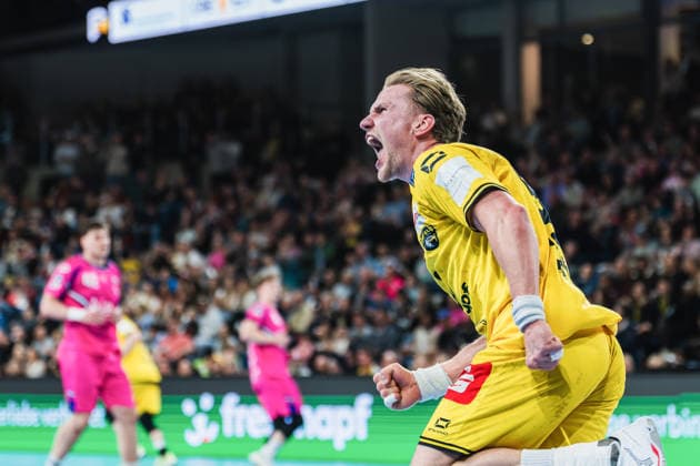 Niklas Ingenpass HSG Krefeld Niederrhein, 55 with emotional outburst after a goal HSG Krefeld Niederrhein vs TSV Bayer Dormagen, Handball, 2 HBL, 25 Matchday, Season 2025 26, 28 03 2026, HSG Krefeld Niederrhein vs TSV Bayer Dormagen, Handball, 2 HBL, 25 Matchday, Season 2025 26, 28 03 2026 Krefeld Copyright: xEibner-Pressefoto LukasxBaldygax EP_LBA