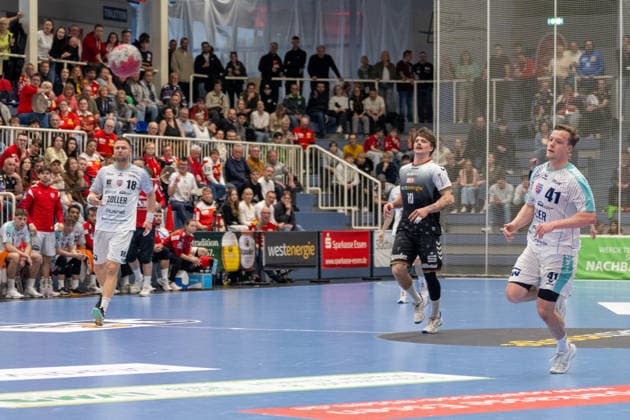 Till Hermann SG BBM Bietigheim, 41 completes the attack with a shot on goal TuSEM Essen vs SG BBM Bietigheim, Handball, 2 HBL, 25 Matchday, Season 2025 2026, 29 03 2026 TuSEM Essen vs SG BBM Bietigheim, Handball, 2 HBL, 25 Matchday, Season 2025 2026, 29 03 2026 Essen Copyright: xEibner-Pressefoto ThomasxHaeslerx EP_THR