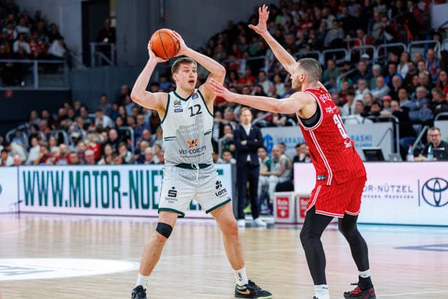 Marten Linssen Vet Concept Gladiators Trier, 12 , Daniel Keppeler BMA365 Bamberg Baskets, 31 , BMA365 Bamberg Baskets vs Vet Concept Gladiators Trier, Basketball, easyCredit BBL, Matchday 26, 29 03 2026 BMA365 Bamberg Baskets vs Vet Concept Gladiators Trier, Basketball, easyCredit BBL, Matchday 26, 29 03 2026 Bamberg Copyright: xEibner-Pressefoto G.xSantemizx EP_EER