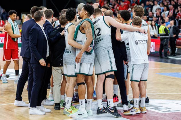 Team, squad, end of game, disappointed, disappointment, negative emotions, negative emotion, BMA365 Bamberg Baskets vs Vet Concept Gladiators Trier, Basketball, easyCredit BBL, Matchday 26, 29 03 2026 BMA365 Bamberg Baskets vs Vet Concept Gladiators Trier, Basketball, easyCredit BBL, Matchday 26, 29 03 2026 Bamberg Copyright: xEibner-Pressefoto G.xSantemizx EP_EER