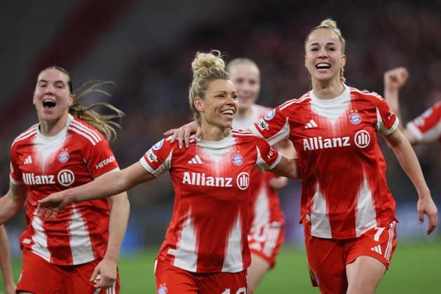 GER, Munich, Bayern Munich vs Manchester United, WomenÂs Champions League, Football, UEFA, 2025 2026 season, Allianz Arena, quarter-final, second leg in the picture from l Linda Dallmann Bayern Munich 10 , Giulia Gwinn Bayern Munich 7 , 2 1, goal, joy, jubilation and emotion, goal scored DFB DFL REGULATIONS PROHIBIT ANY USE OF PHOTOGRAPHS AS IMAGE SEQUENCES AND OR QUASI VIDEO, 01 04 2026 Copyright: HMBxMedia HendrikxHamelau