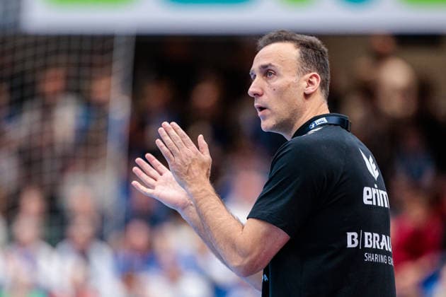 Roberto Garcia Parrondo MT Melsungen, Coach GER, TBV Lemgo Lippe vs MT Melsungen, Handball, 1 Bundesliga, Matchday 27, Season 2025 2026, 04 04 2026 GER, TBV Lemgo Lippe vs MT Melsungen, Handball, 1 Bundesliga, Matchday 27, Season 2025 2026, 04 04 2026 Lemgo Copyright: xEibner-Pressefoto JanxRollingerx EP_JSK