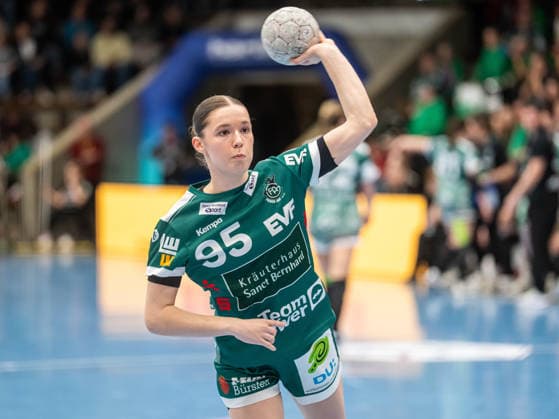 Lara Daeuble Frisch Auf Women, 95 on the seven-meter, Frisch Auf Goeppingen vs BSV Sachsen Zwickau, Handball, 1 Bundesliga, Season 2025 2026, 04 04 2026 Frisch Auf Goeppingen vs BSV Sachsen Zwickau, Handball, 1 Bundesliga, Season 2025 2026, 04 04 2026 Goeppingen Copyright: xMichaelxSchmidt Eibner-Pressefotx EP_MST