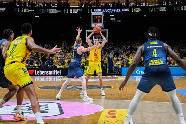 Moses Wood Alba Berlin, 11 , GER, ALBA Berlin vs EWE Baskets Oldenburg, Basketball Men, easy Credit BBL, Season 2025 2026, 28 Matchday, 05 04 2026 GER, ALBA Berlin vs EWE Baskets Oldenburg, Basketball Men, easy Credit BBL, Season 2025 2026, 28 Matchday, 05 04 2026 Berlin Copyright: xClaudiusxRauch,xEibner-Pressefotox xClaudiusxRauchx EP_CRH