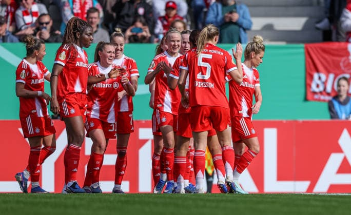 GER, Munich, FC Bayern Munich vs SGS Essen, DFB Cup Women, Football, DFB, 2025 2026 season, FC Bayern Campus, semi-final in picture Pernille Harder Bayern Munich 21 , 2 0, goal, cheers and joy, emotions DFB DFL REGULATIONS PROHIBIT ANY USE OF PHOTOGRAPHS AS IMAGE SEQUENCES AND OR QUASI VIDEO, 06 04 2026 Copyright: HMBxMedia HendrikxHamelau