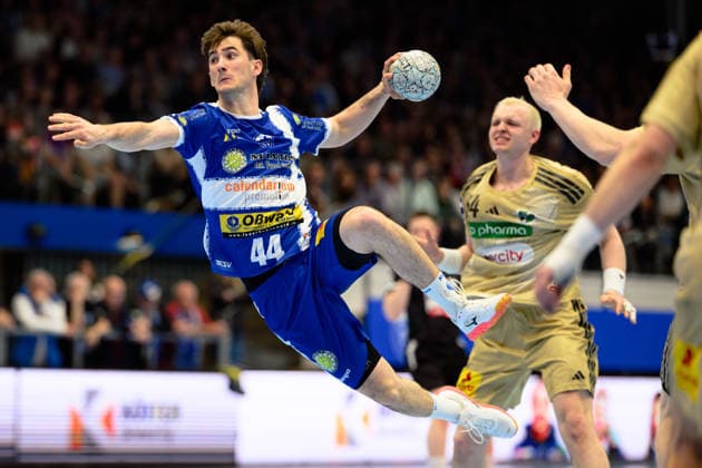 Stephan Seitz ThSV Eisenach, 44 , Justus Fischer TSV Hannover Burgdorf, 54 GER, ThSV Eisenach v TSV Hannover Burgdorf, 1 Daikin Handballbundesliga, Handball, 28 Matchday, Season 2025 2026, 19 00 hrs, 10 04 2026 GER, ThSV Eisenach v TSV Hannover Burgdorf, 1 Daikin Handballbundesliga, Handball, 28 Matchday, Season 2025 2026, 19 00 hrs, 10 04 2026 Eisenach Copyright: xEibner-Pressefoto MartinxHerbstx EP_MHT