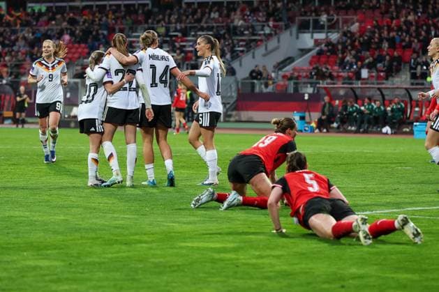 Goal celebration of the German womens national team after the 4 0 by Jule Brand 22 Germany , Germany vs. Austria, DFB, Football, Women, Womens World Cup Qualification, Group stage, Group D, Matchday 3 of 6, Season 2025 26, 14 04 2026 Nuremberg Bavaria Germany Copyright: xkolbert-press MartinxAgüerax